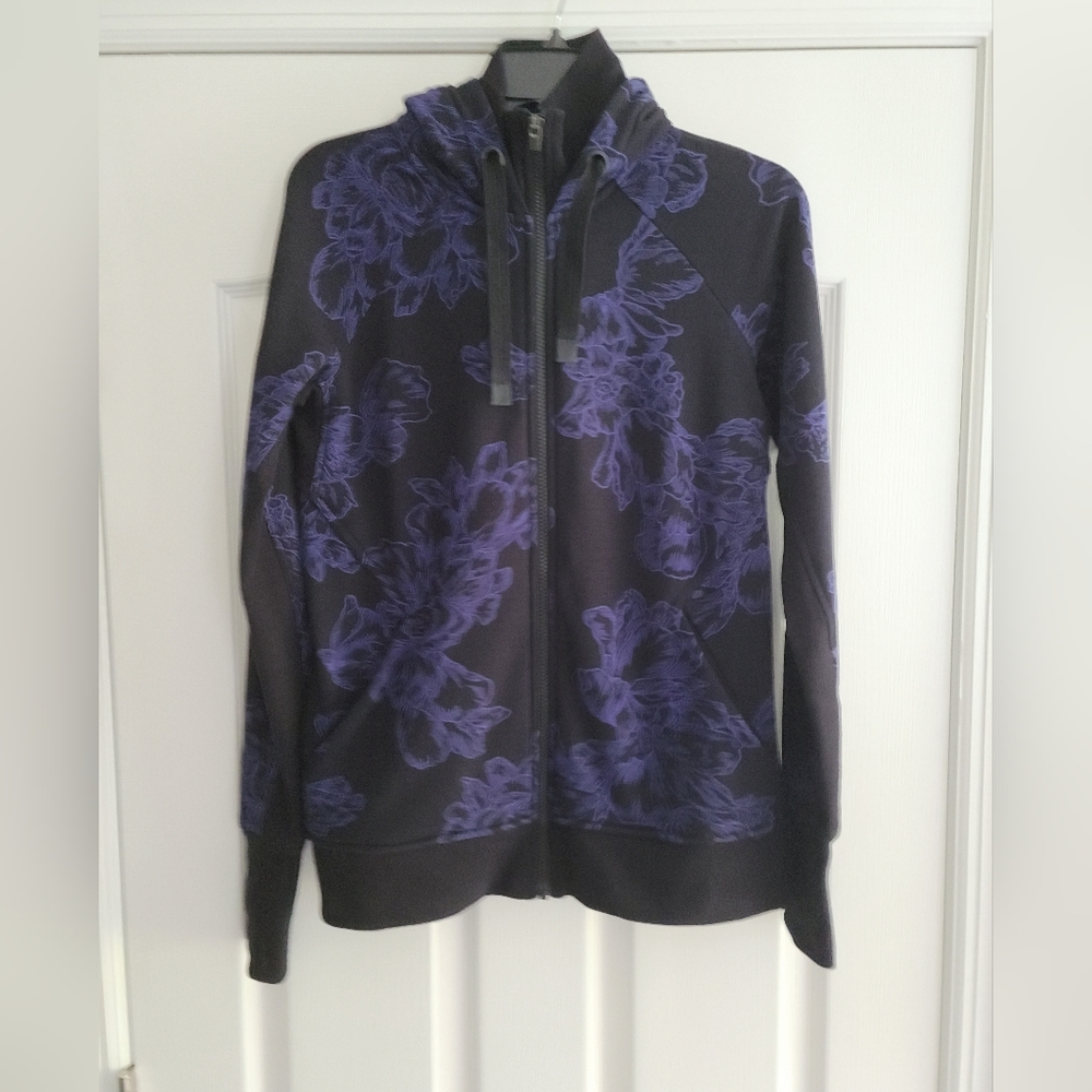 Athleta Triumph Hoodie Size Small/Tall